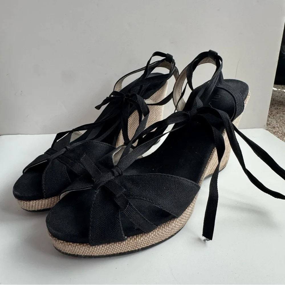 Unisa Elegant Black platform Wedge Sandals lace ankle